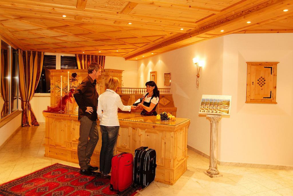 Alpentirolis Hotel Екстериор снимка