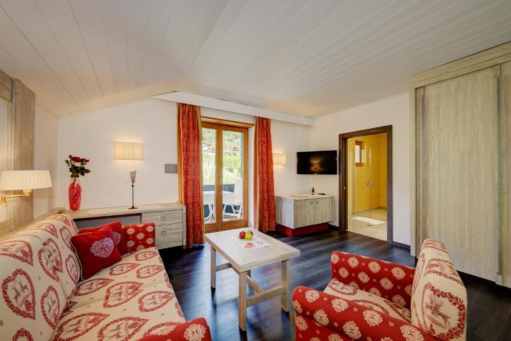 Alpentirolis Hotel Стая снимка